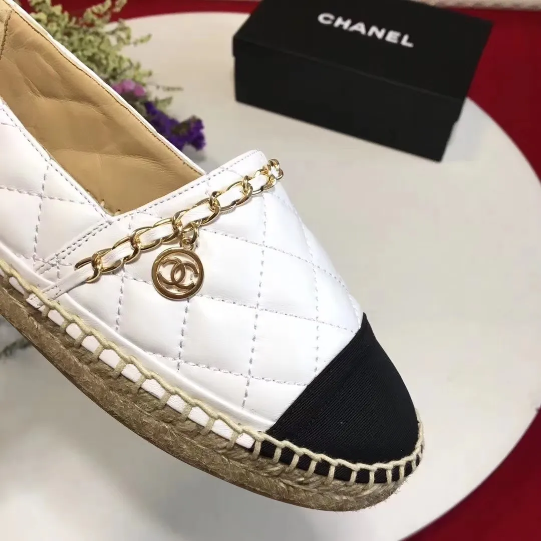 👟👟Ex-factory price 480👟👟 Size: 35-40🌹 🌈🌈[CHANEL Chanel] full range of fisherman shoes... The top version is welcome to compare with all the experts👟👟👟👟 (cloth, leather, lace, sequined) Wool mixed surface)💋💋The lining is made of original sheepskin (the hemp rope bottom and the rubber bottom are integrated) The 100-needle hemp rope is very thorough👍👍...High-quality customization🆚Purchasing agent source‼ ️ The popularity of fishermen’s shoes, I believe everyone who knows the goods knows that people on Earth/Mars are showing off their silk threads one after another💝💝 34-40 (41 and 42 can be customized and non-returnable) standard size 🎁Supporting packaging